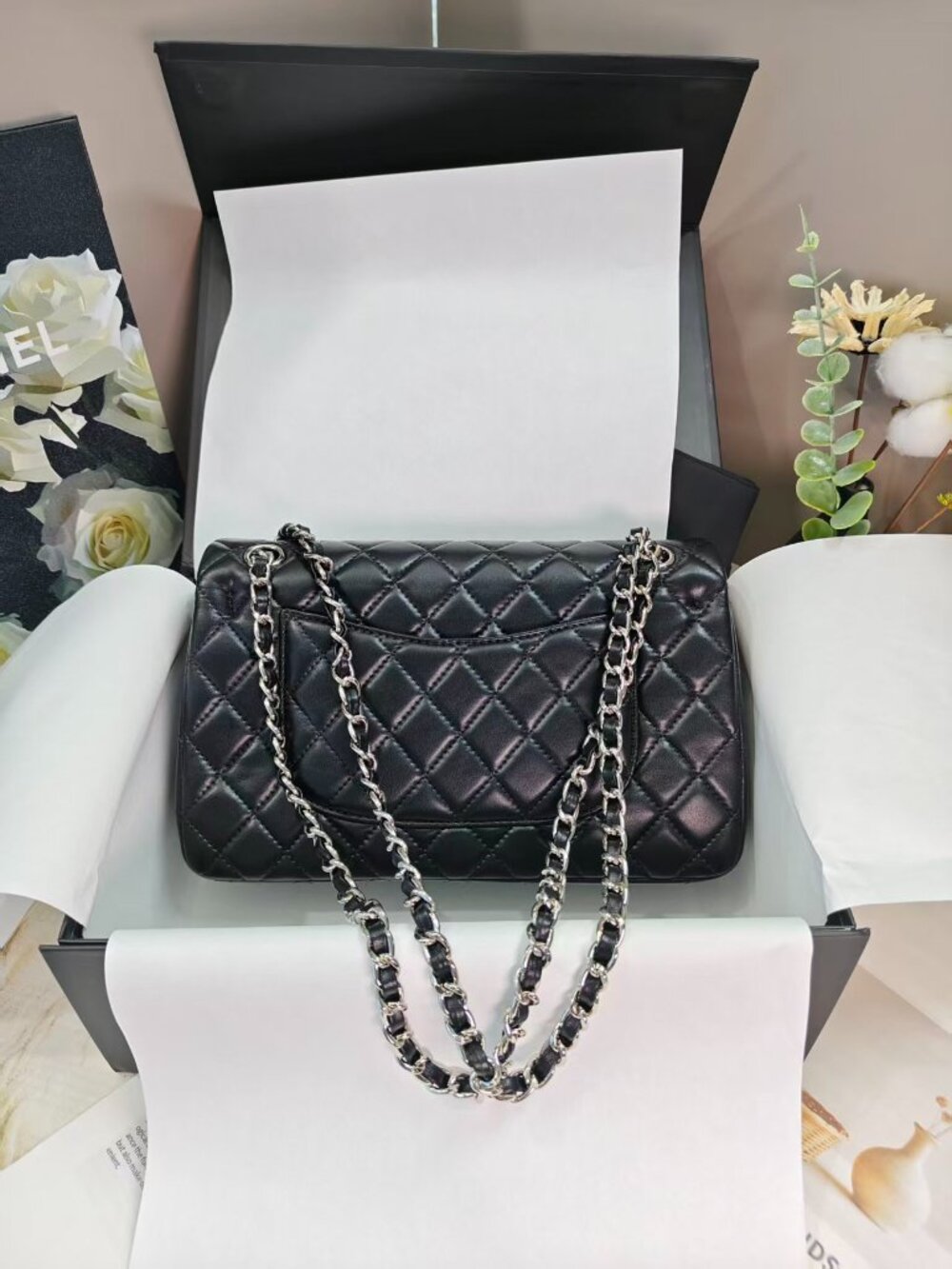 Chanel Black Lambskin Quilted Classic Flap Bag Sliver - Picture 3 of 8